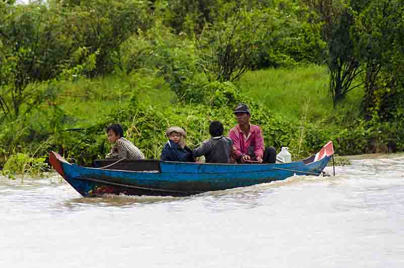 24 - Camboya - lago Tonle Sap y pueblo flotante de Chung Knearn